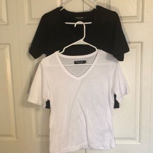 Set of Black and White V Neck Tee